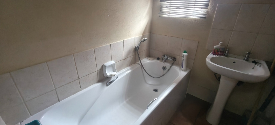 3 Bedroom Property for Sale in Boitekong North West